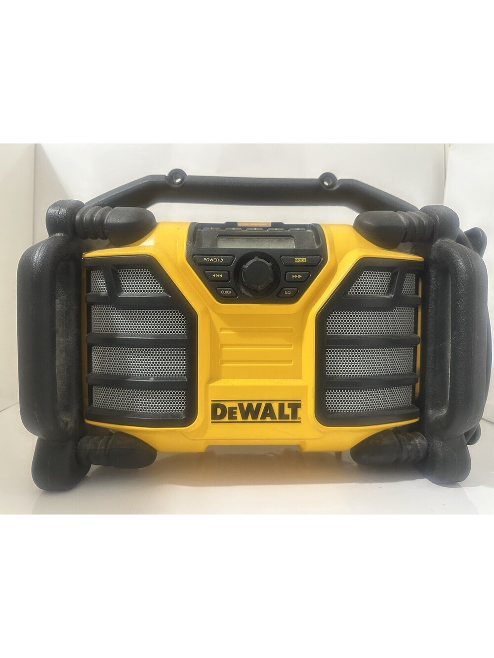 DEWALT DCR015 12V/20V Max Work Site Battery Charger Radio/ 20v Battery (TESTED)